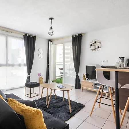 Pure Gold - Casa Vostra - Caution 800 Eur & Id Requises - Proche Chateau Rouge Διαμέρισμα