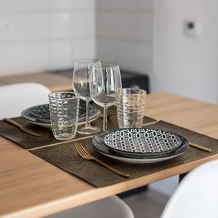 Appartamento Pure Gold - Casa Vostra - Caution 800 Eur & Id Requises - Proche Chateau Rouge *